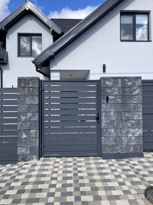 Забор из блоков FaBrick 500x200 в цвете 